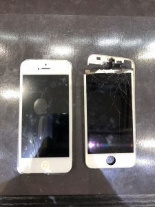 iPhone５の画面割れ修理