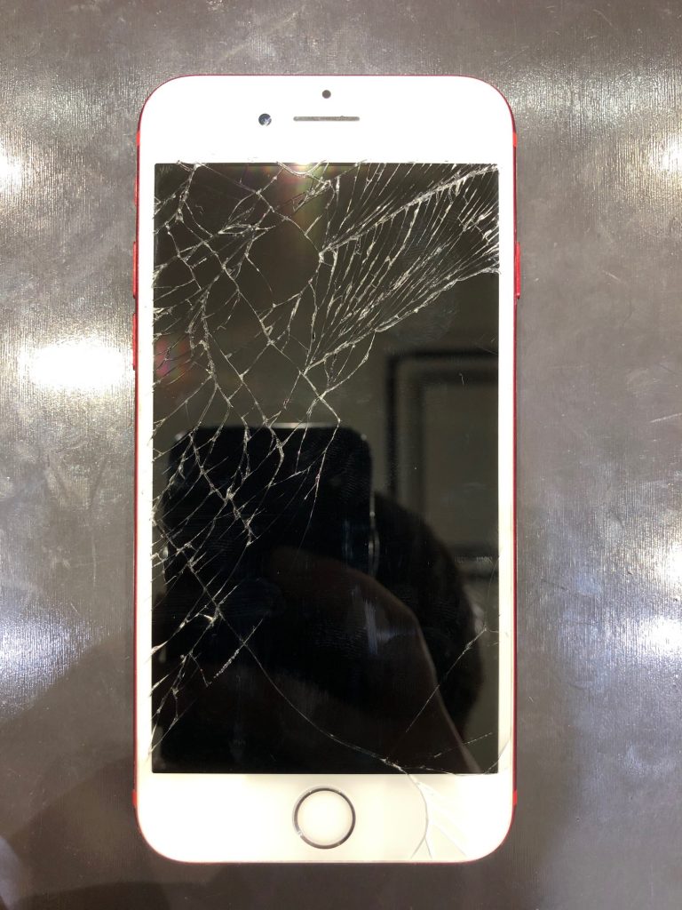 iPhone7の画面割れ修理