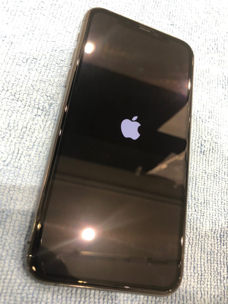 iPhone11ガラスコーティング