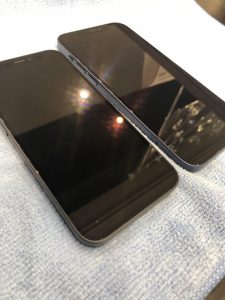 iPhone12mini、iPhone12　ガラスコーティング